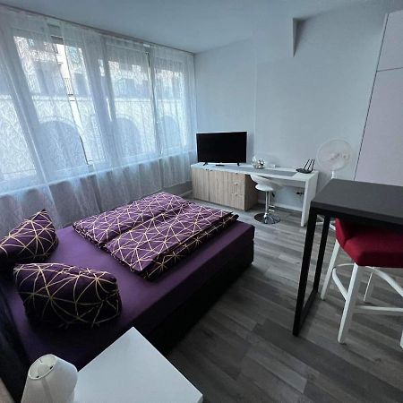 Midtown Apartments สตุตการ์ต ภายนอก รูปภาพ