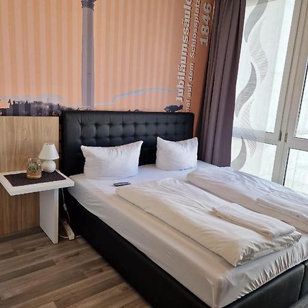 Midtown Apartments สตุตการ์ต ภายนอก รูปภาพ