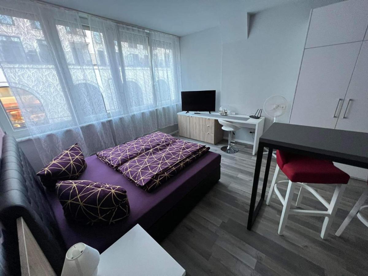 Midtown Apartments สตุตการ์ต ภายนอก รูปภาพ