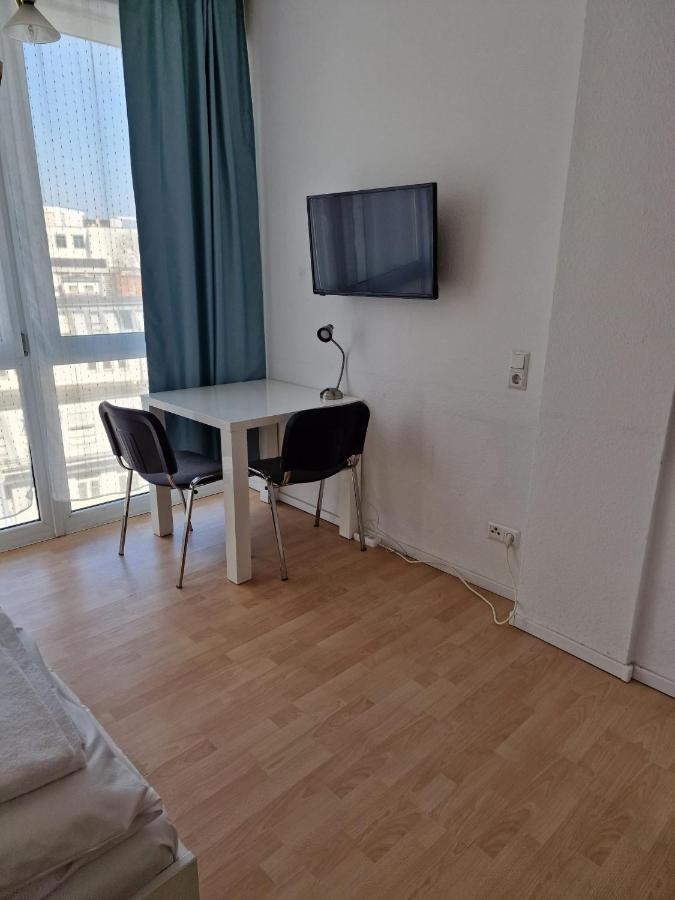Midtown Apartments สตุตการ์ต ภายนอก รูปภาพ